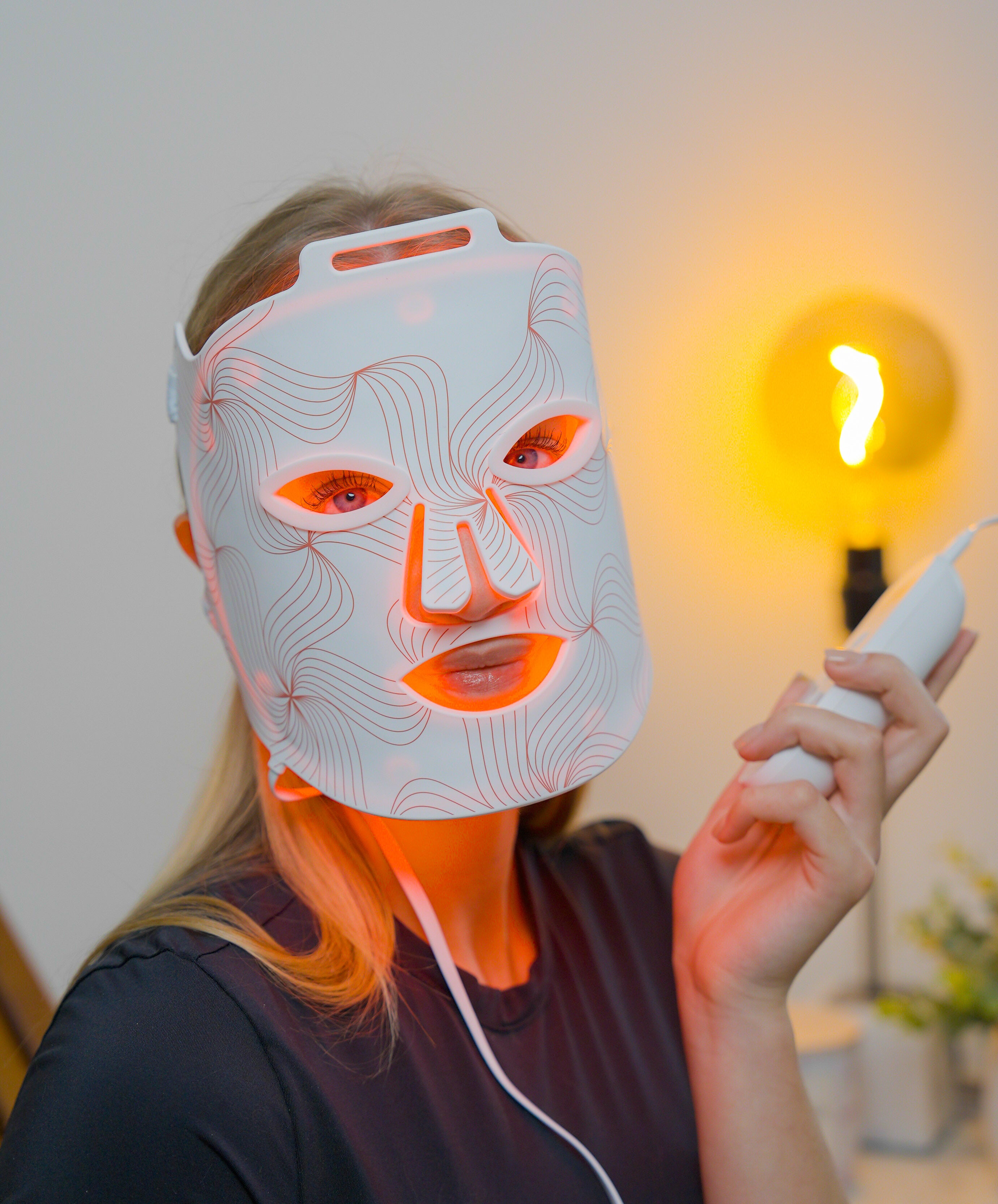 Spectra™ LED Light Therapy Mask